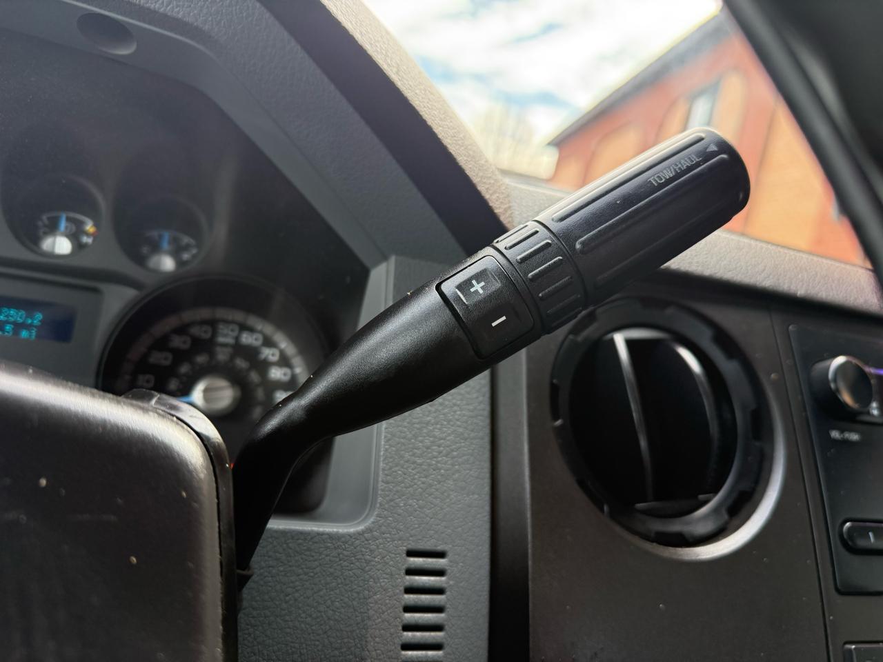 Ford F-350 SD King Ranch Crew Cab Long Bed 4WD 2016