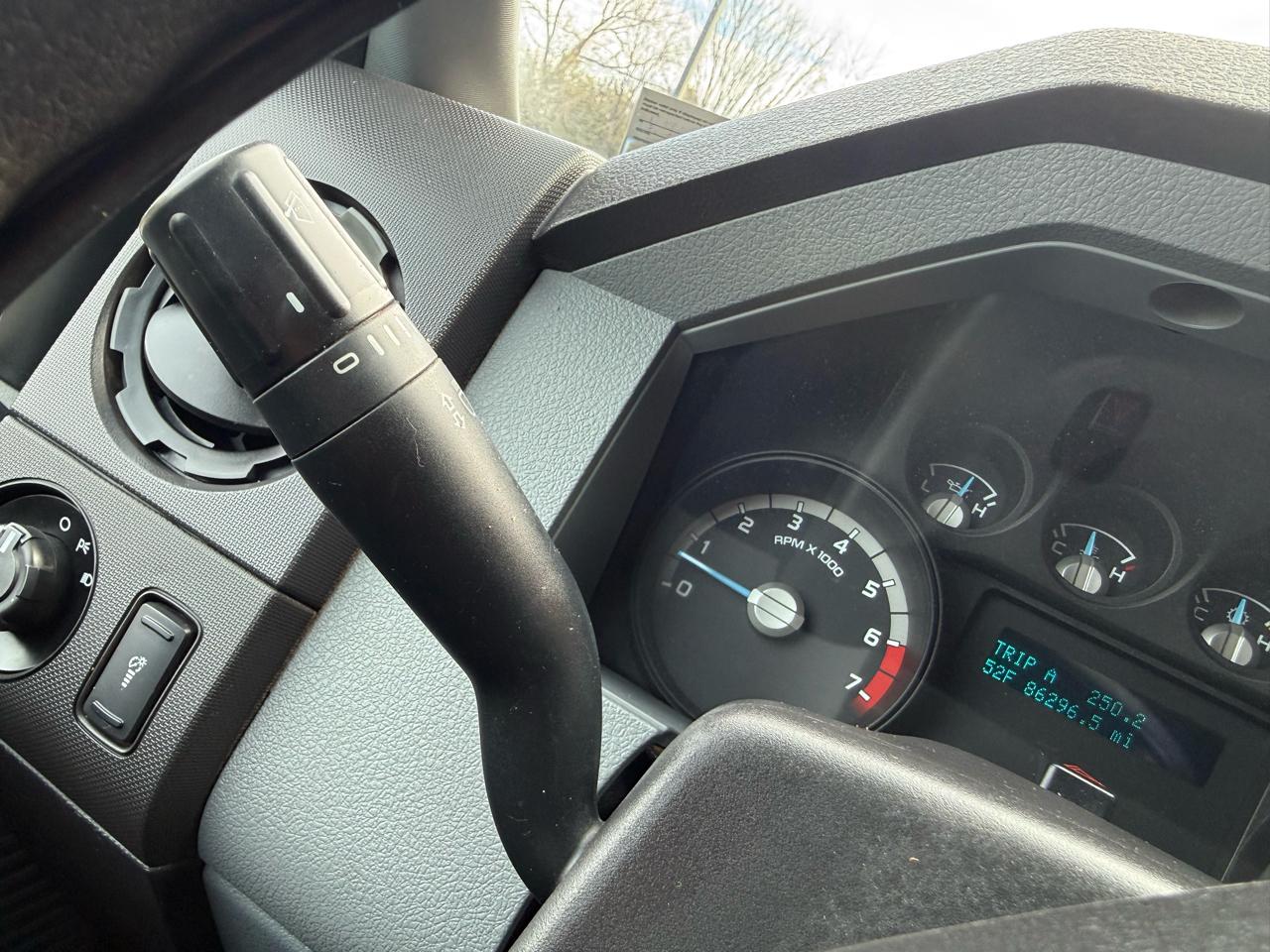 Ford F-350 SD King Ranch Crew Cab Long Bed 4WD 2016