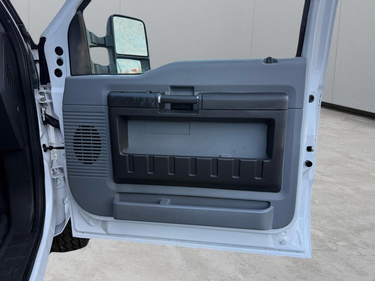 Ford F-350 SD XLT Crew Cab Long Bed 4WD 2016