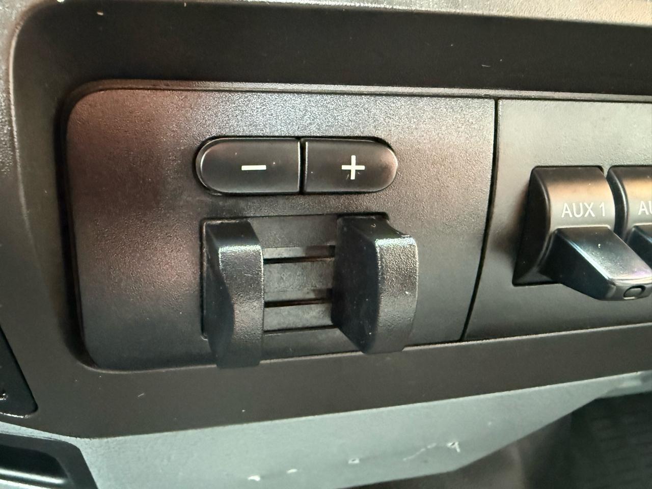 Ford F-350 SD XLT Crew Cab Long Bed 4WD 2016