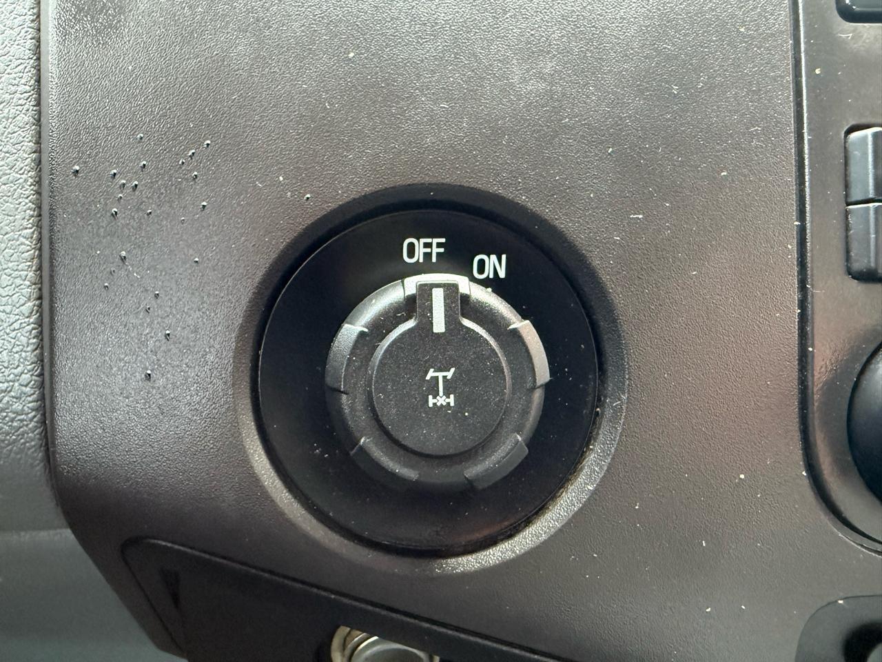 Ford F-350 SD XLT Crew Cab Long Bed 4WD 2016