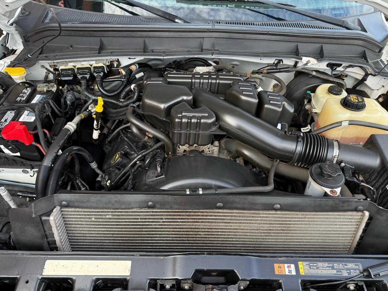 Ford F-350 SD XLT Crew Cab Long Bed 4WD 2016