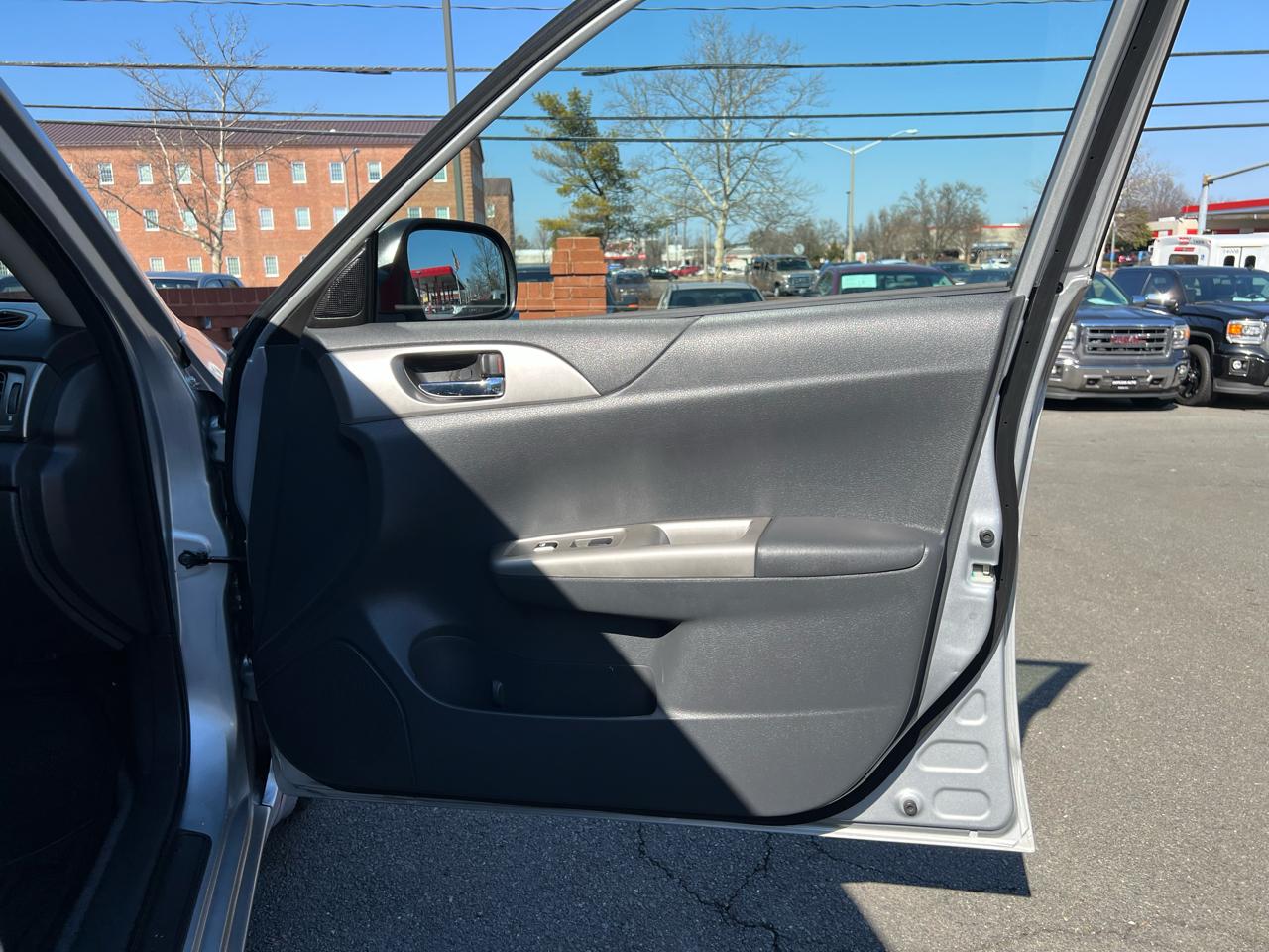 Subaru Impreza 2.5i 5-door 2008