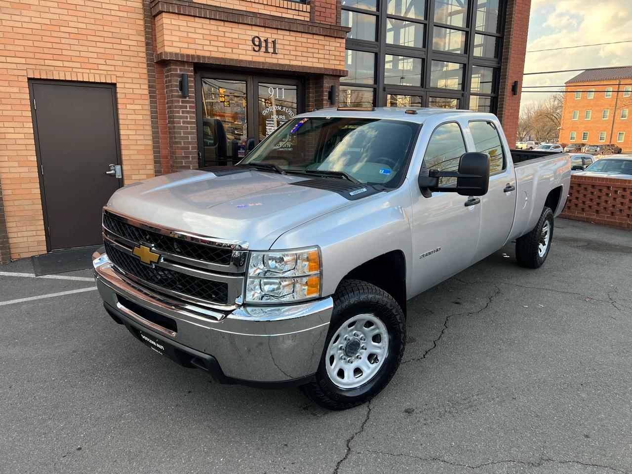 Chevrolet Silverado 2500HD Work Truck Crew Cab 4WD 2012