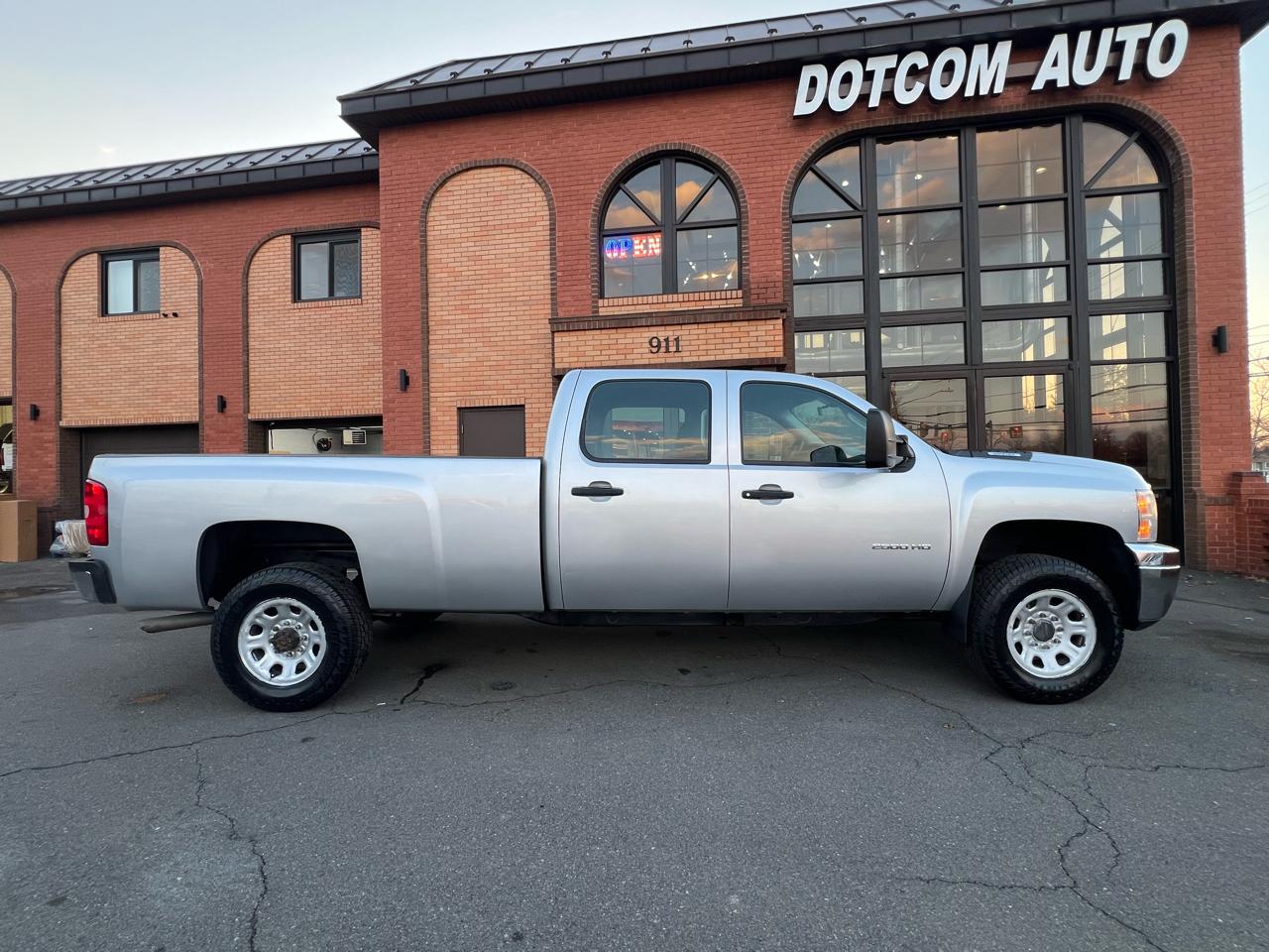 Chevrolet Silverado 2500HD Work Truck Crew Cab 4WD 2012