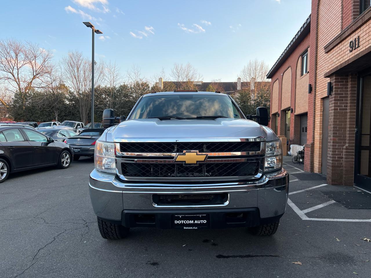 Chevrolet Silverado 2500HD Work Truck Crew Cab 4WD 2012