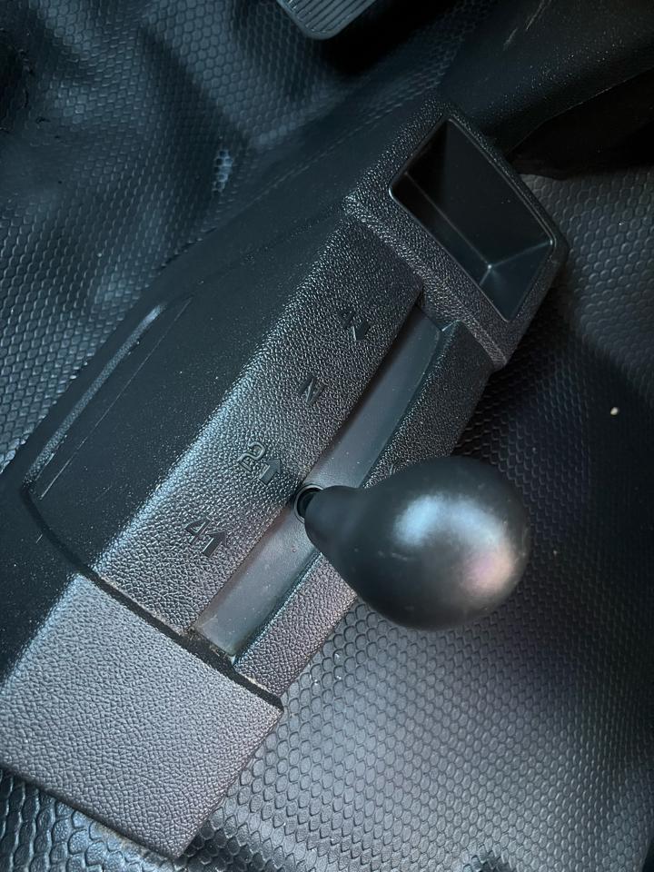 Chevrolet Silverado 2500HD Work Truck Crew Cab 4WD 2012