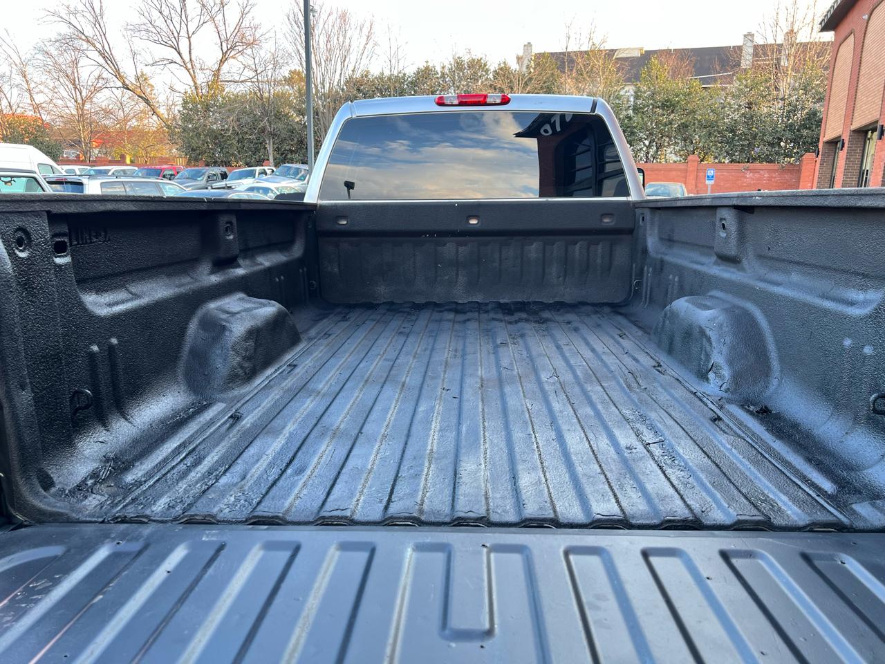 Chevrolet Silverado 2500HD Work Truck Crew Cab 4WD 2012