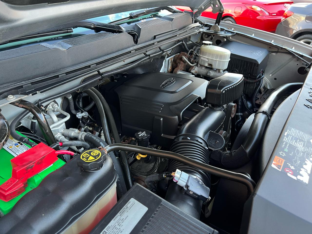 Chevrolet Silverado 2500HD Work Truck Crew Cab 4WD 2012