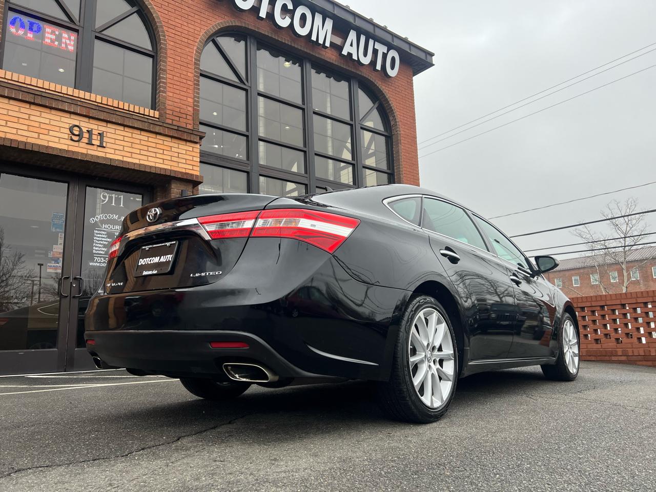 Toyota Avalon Limited 4D Sedan 2013