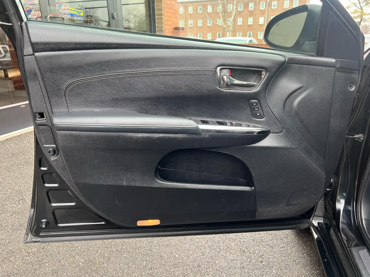 Toyota Avalon Limited 4D Sedan 2013