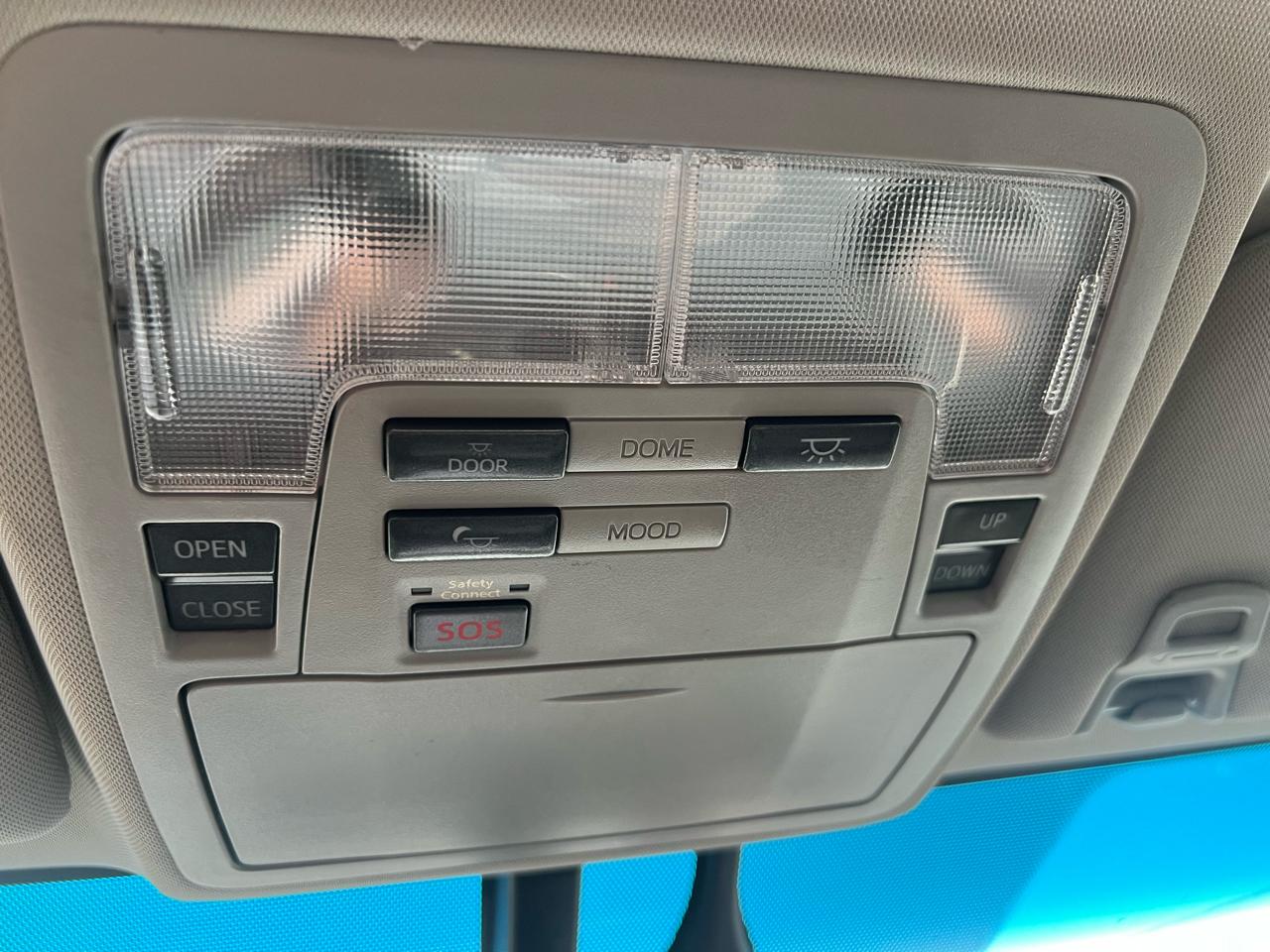 Toyota Avalon Limited 4D Sedan 2013