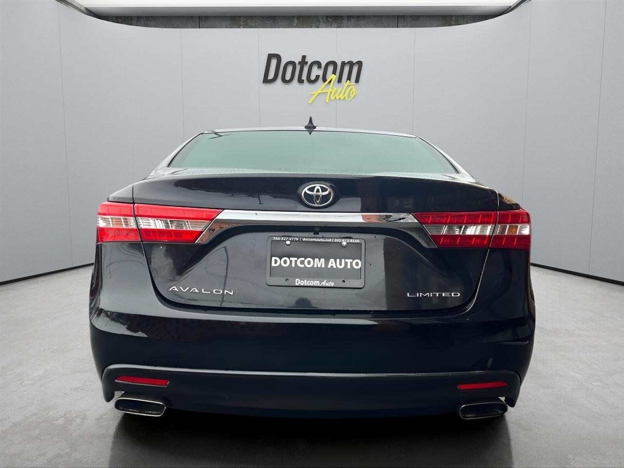 Toyota Avalon Limited 4D Sedan 2013