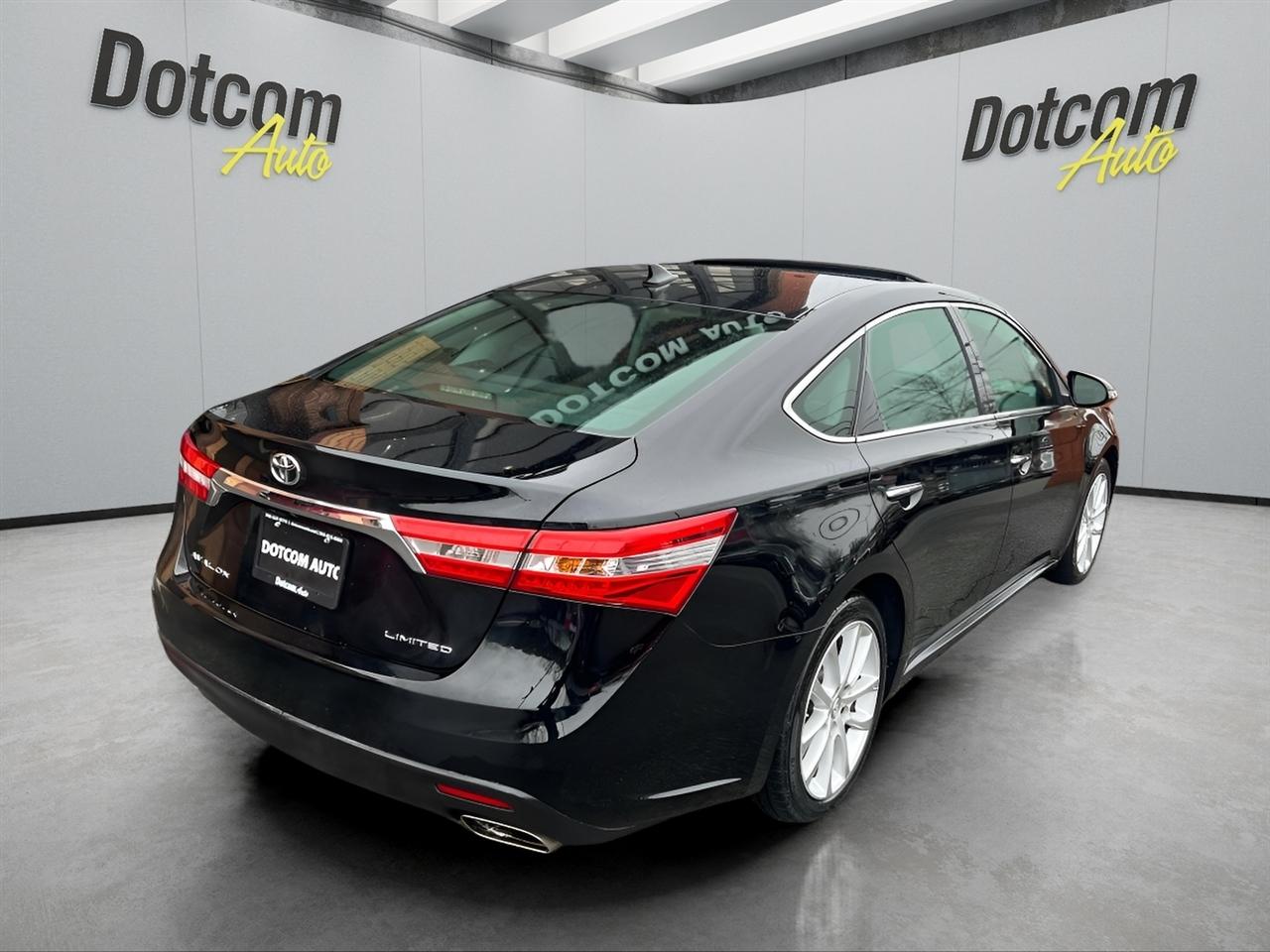 Toyota Avalon Limited 4D Sedan 2013