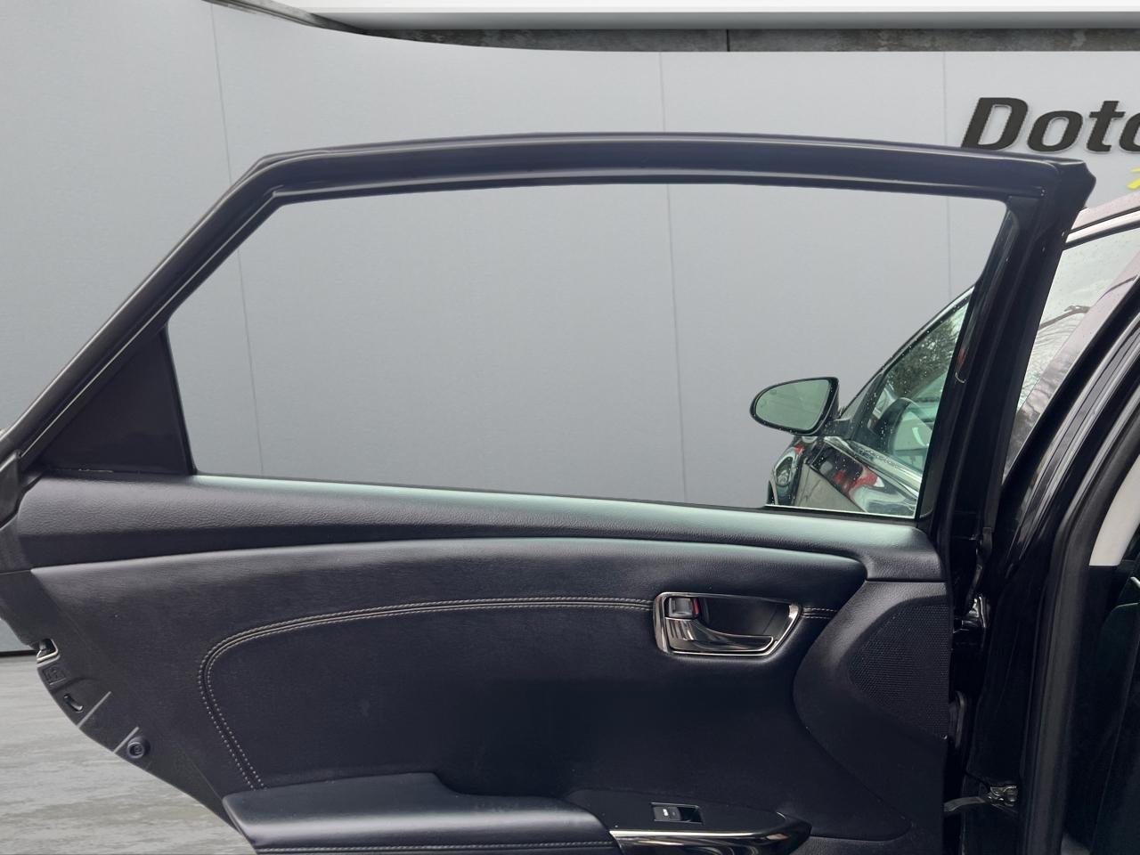 Toyota Avalon Limited 4D Sedan 2013