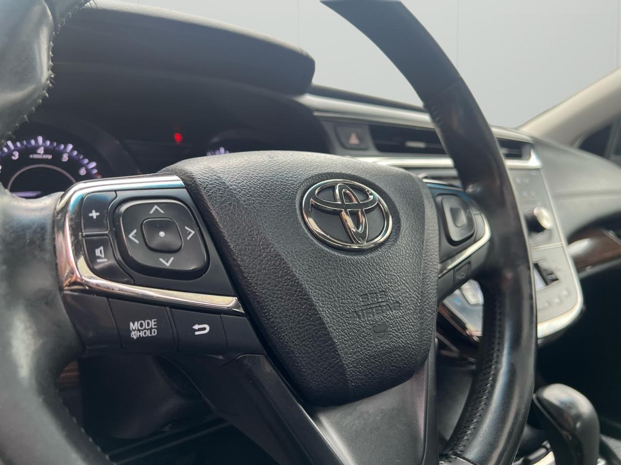 Toyota Avalon Limited 4D Sedan 2013