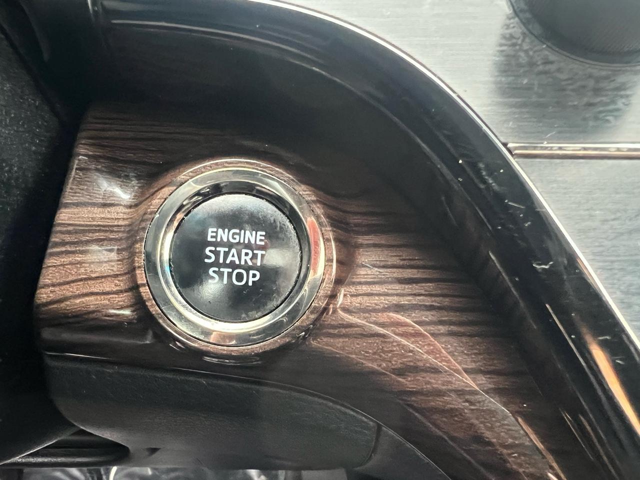 Toyota Avalon Limited 4D Sedan 2013