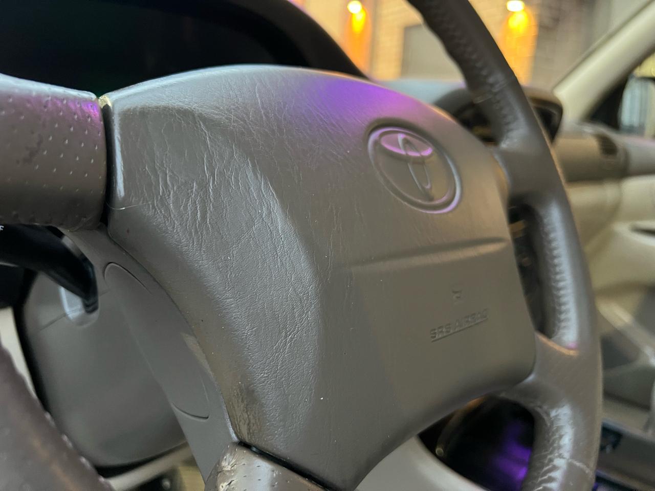 Toyota Land Cruiser 4WD 2000