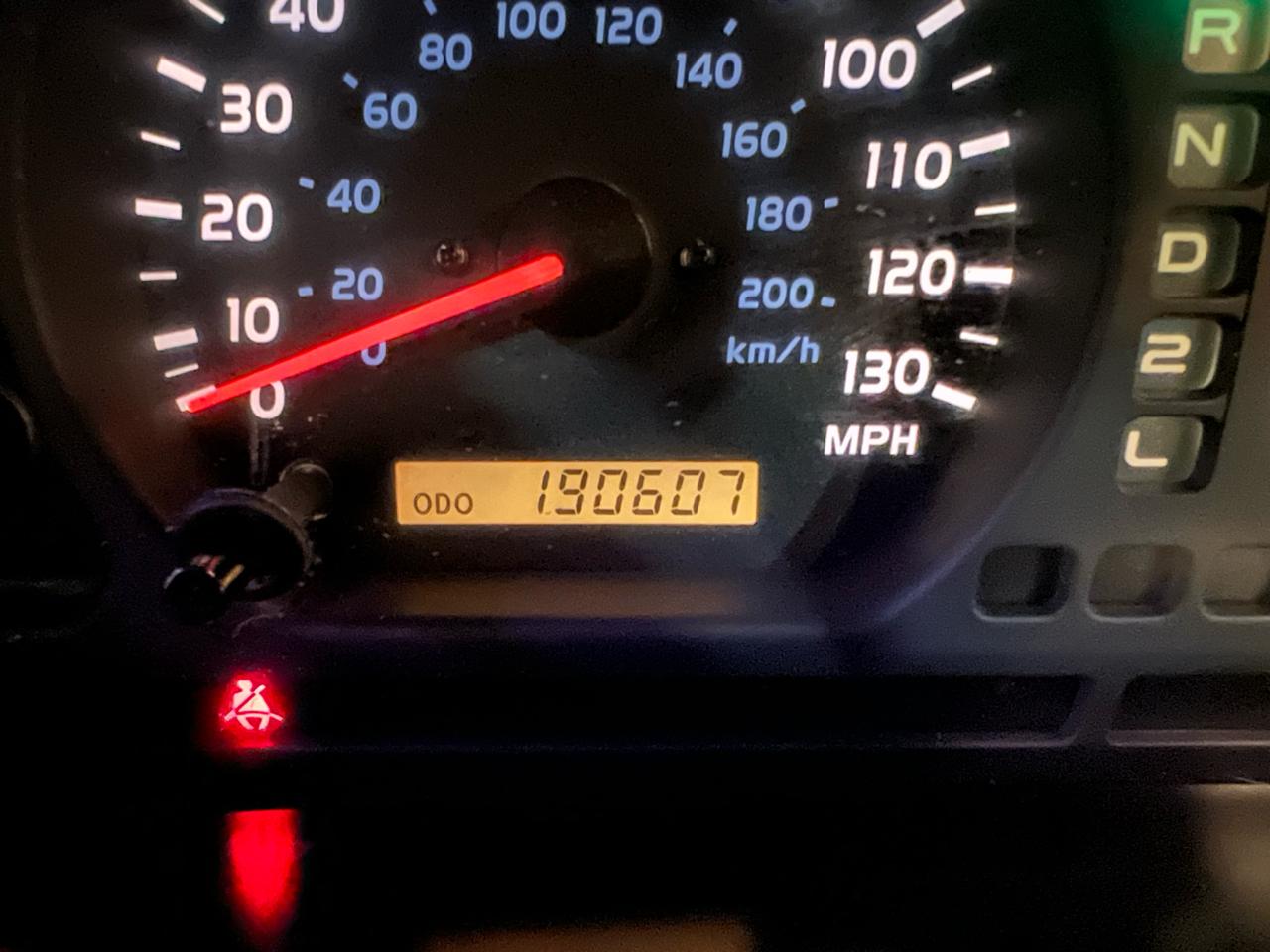 Toyota Land Cruiser 4WD 2000