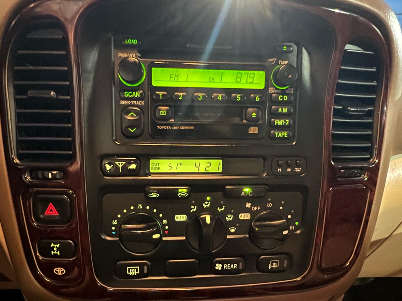 Toyota Land Cruiser 4WD 2000