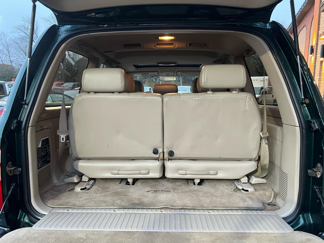 Toyota Land Cruiser 4WD 2000