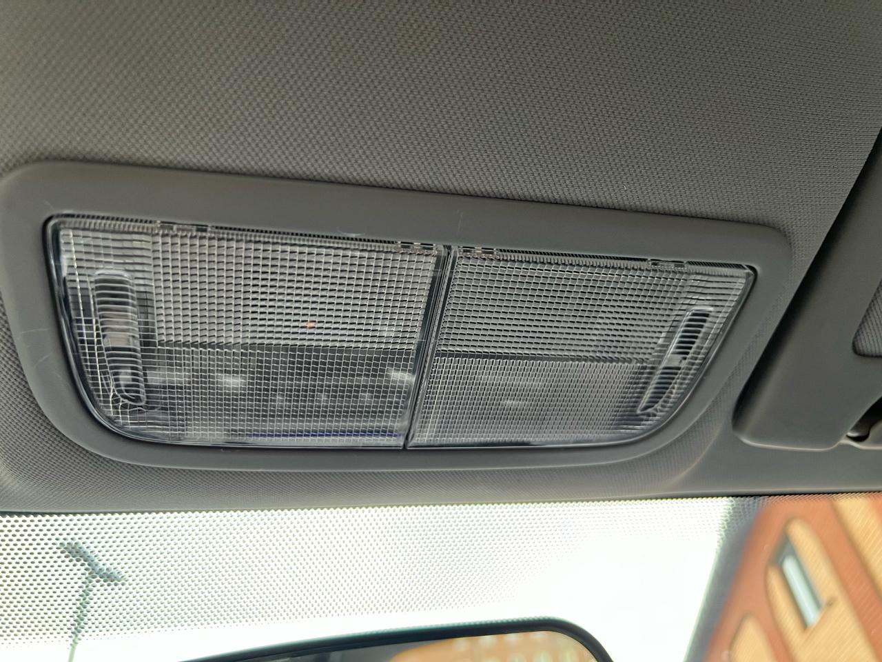 Honda Civic Hybrid CVT AT-PZEV 2010