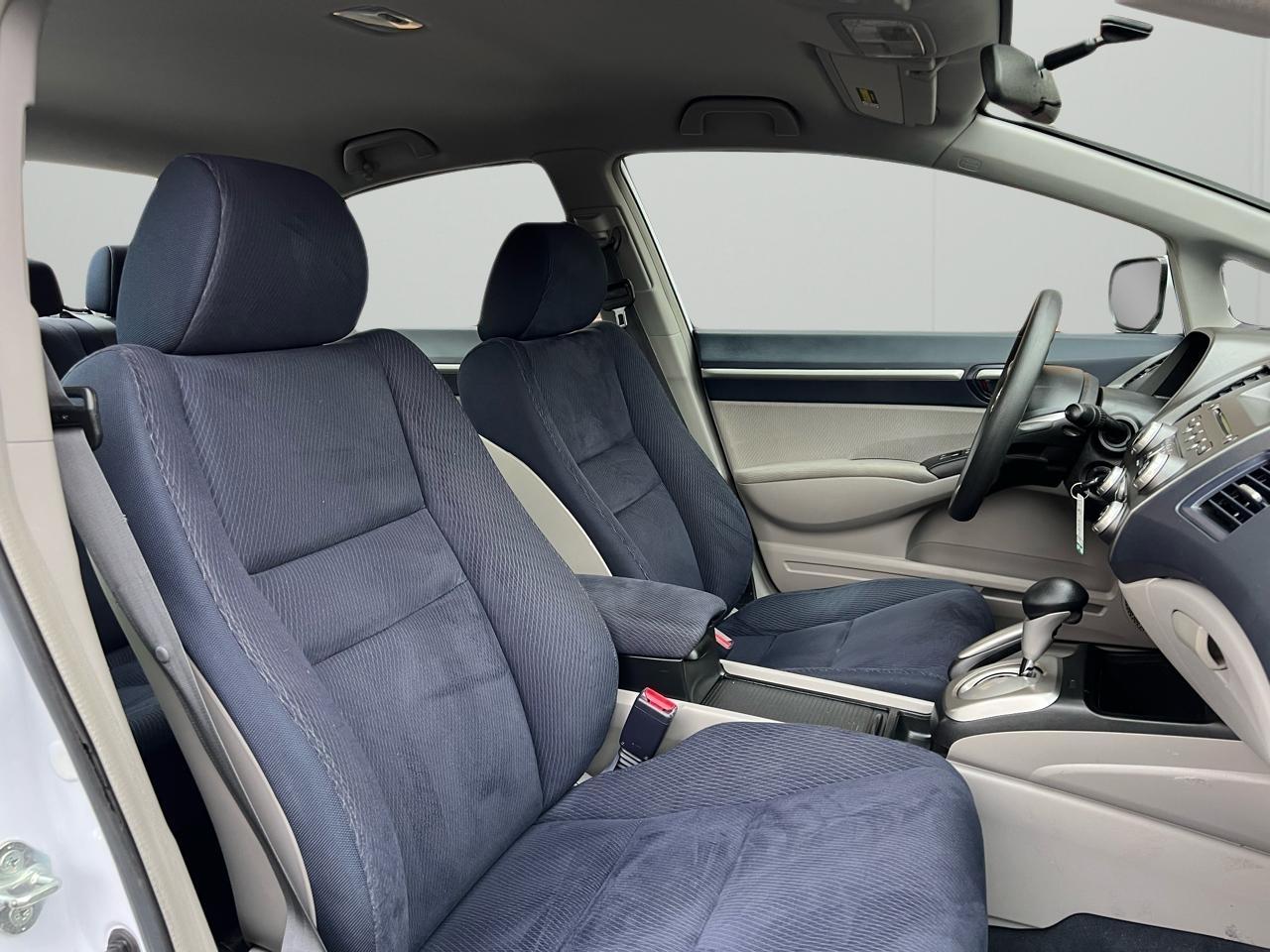 Honda Civic Hybrid CVT AT-PZEV 2010