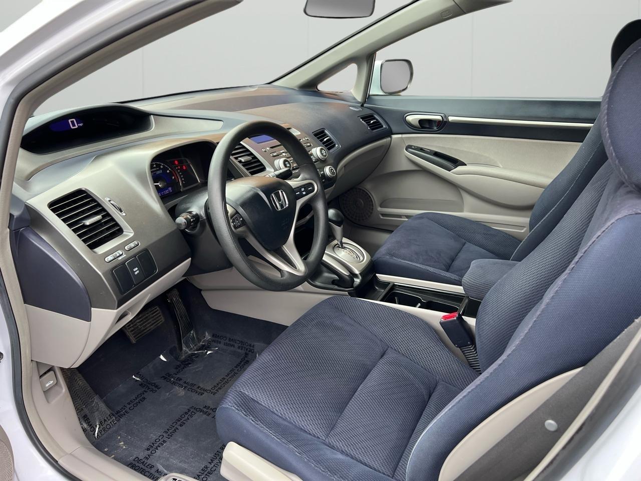 Honda Civic Hybrid CVT AT-PZEV 2010