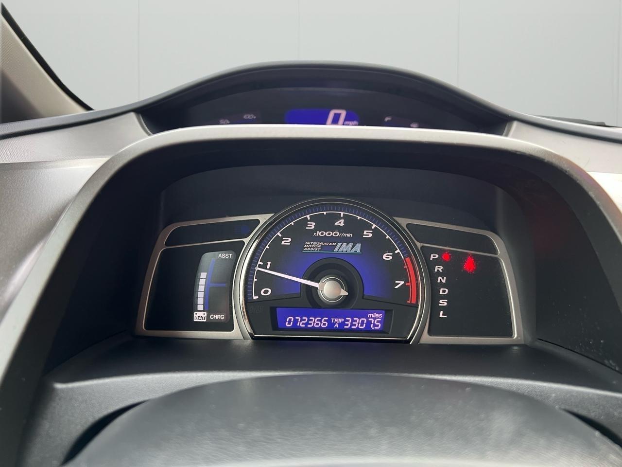 Honda Civic Hybrid CVT AT-PZEV 2010