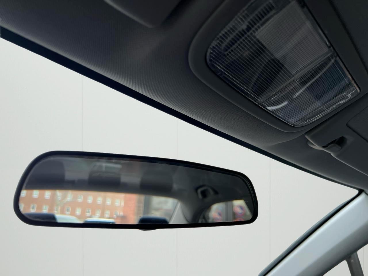 Honda Civic Hybrid CVT AT-PZEV 2010