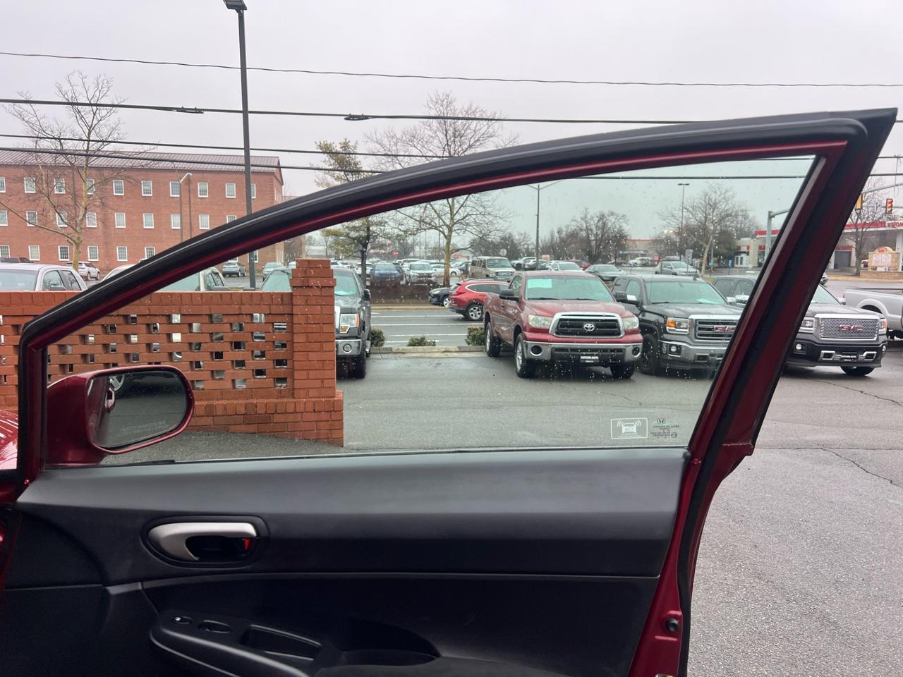 Honda Civic LX-S Sedan 5-Speed AT 2010