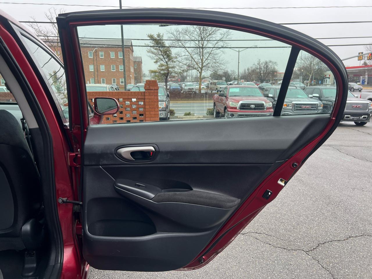 Honda Civic LX-S Sedan 5-Speed AT 2010