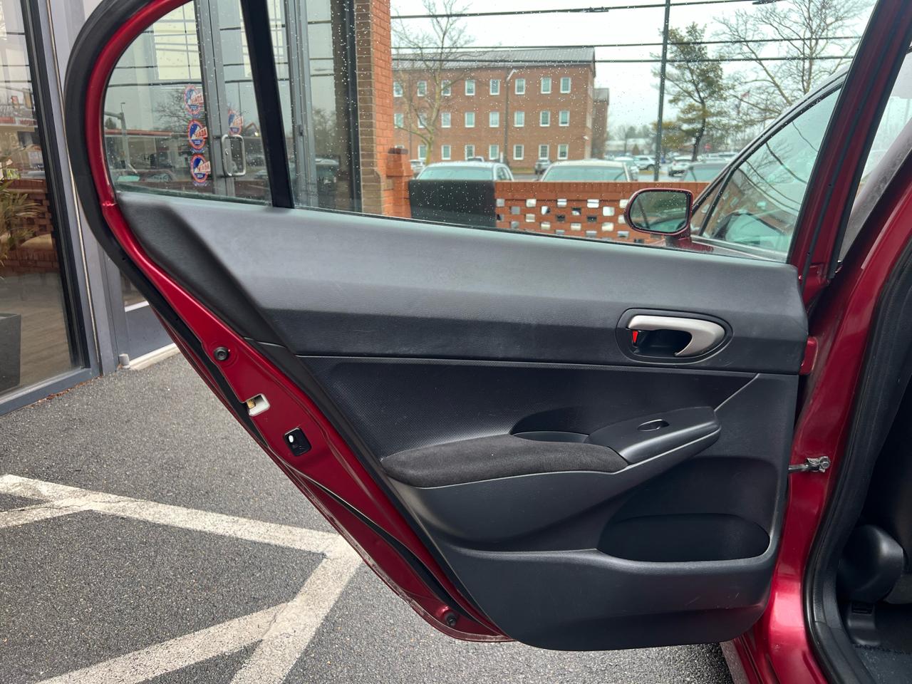 Honda Civic LX-S Sedan 5-Speed AT 2010