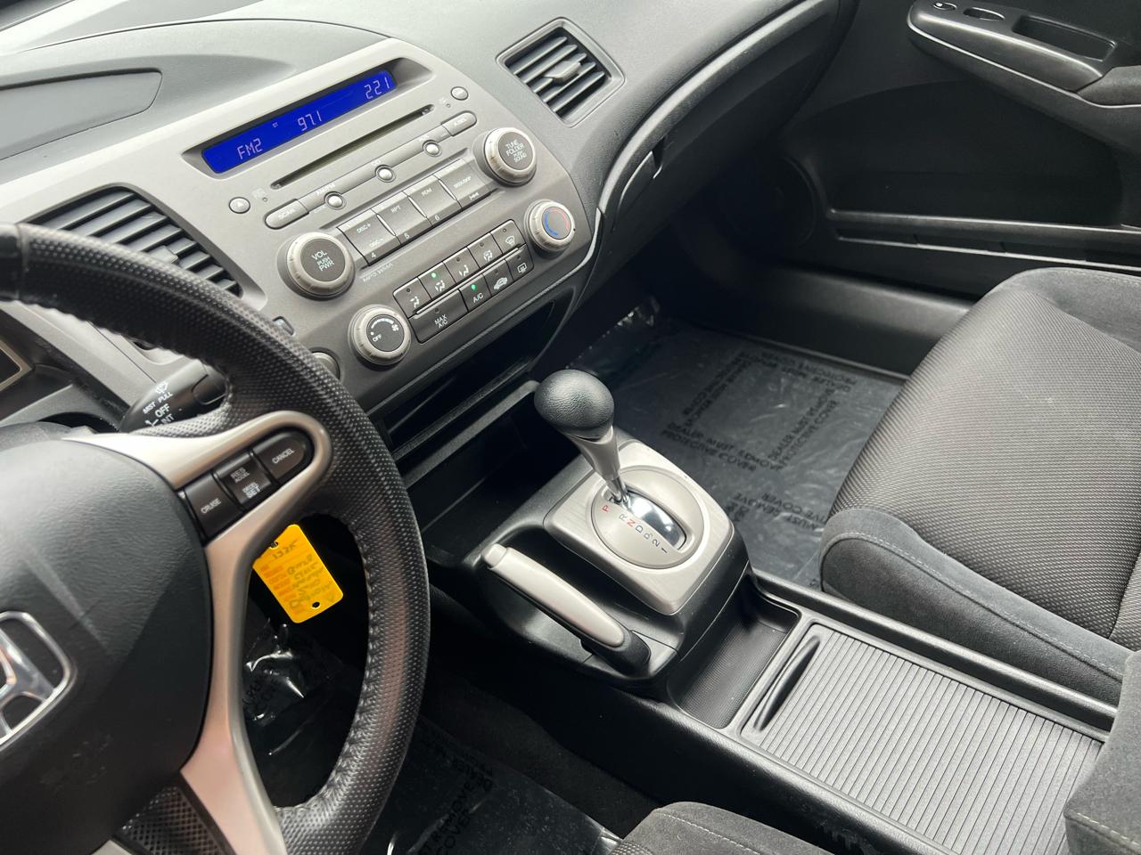 Honda Civic LX-S Sedan 5-Speed AT 2010