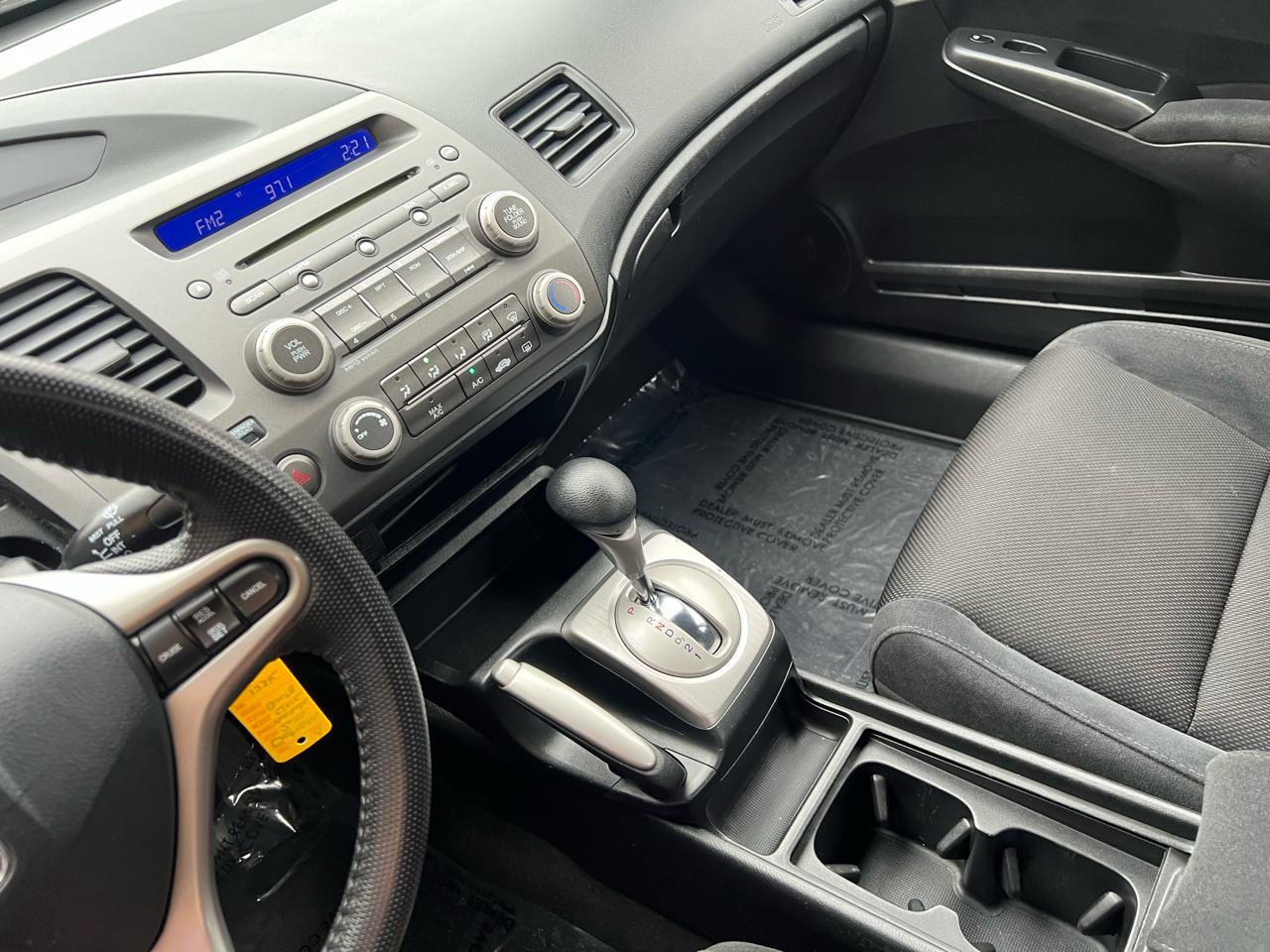 Honda Civic LX-S Sedan 5-Speed AT 2010