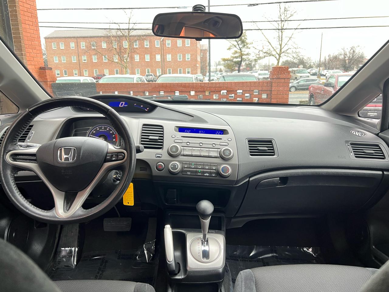 Honda Civic LX-S Sedan 5-Speed AT 2010