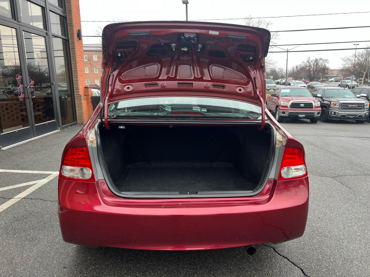 Honda Civic LX-S Sedan 5-Speed AT 2010