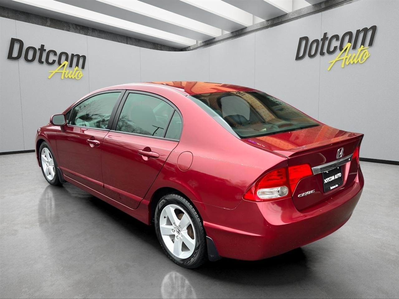 Honda Civic LX-S Sedan 5-Speed AT 2010