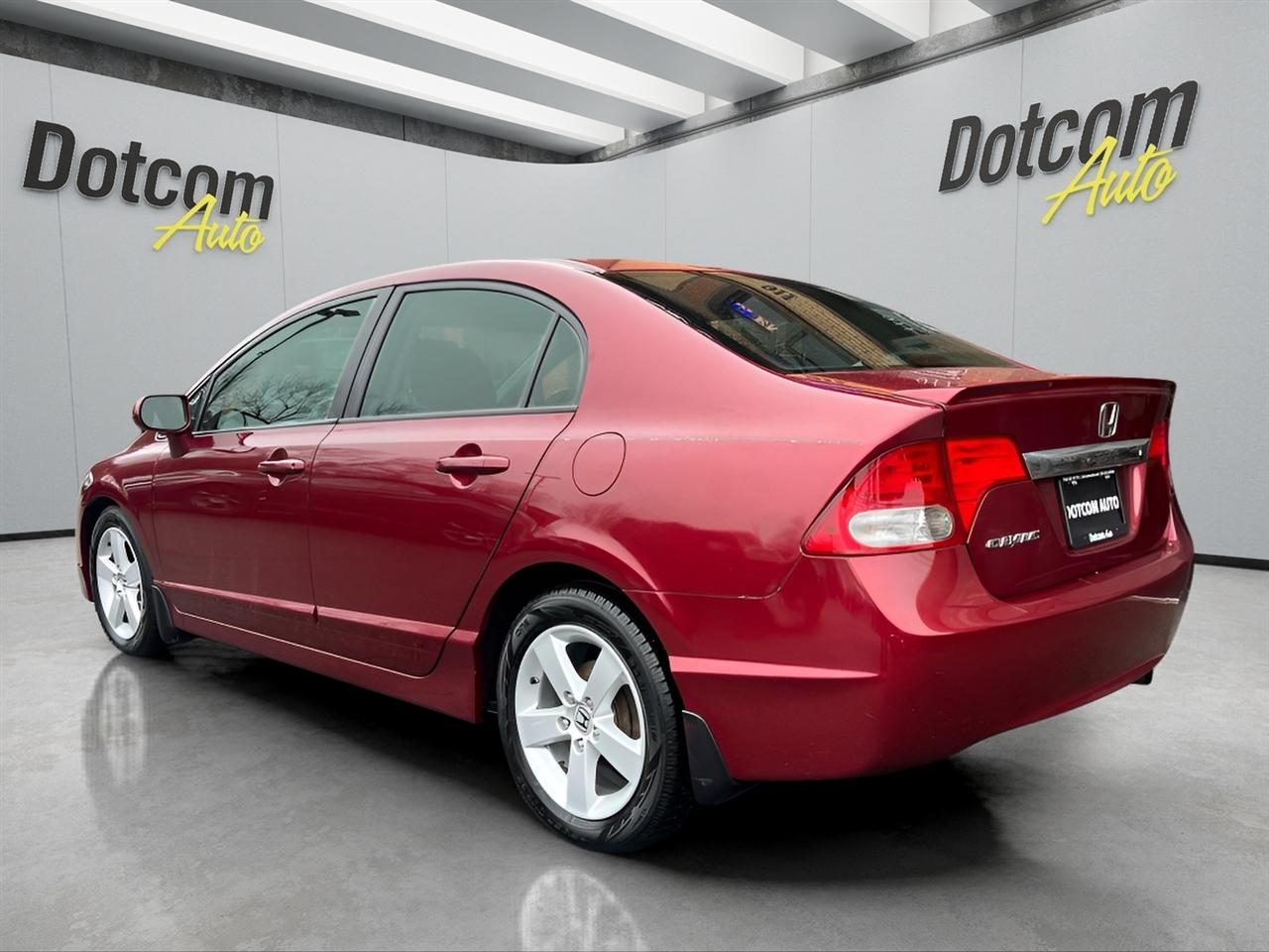 Honda Civic LX-S Sedan 5-Speed AT 2010