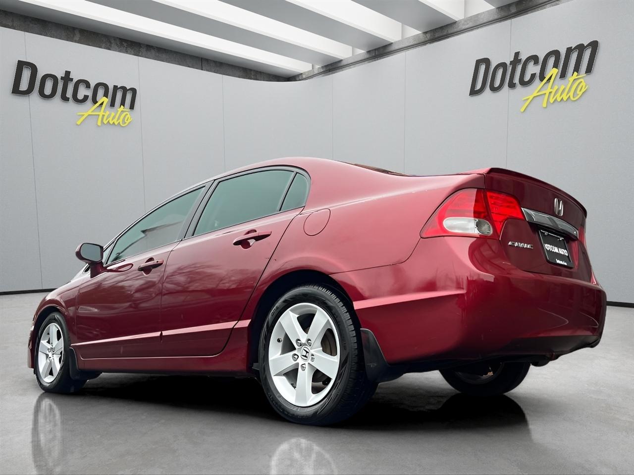 Honda Civic LX-S Sedan 5-Speed AT 2010