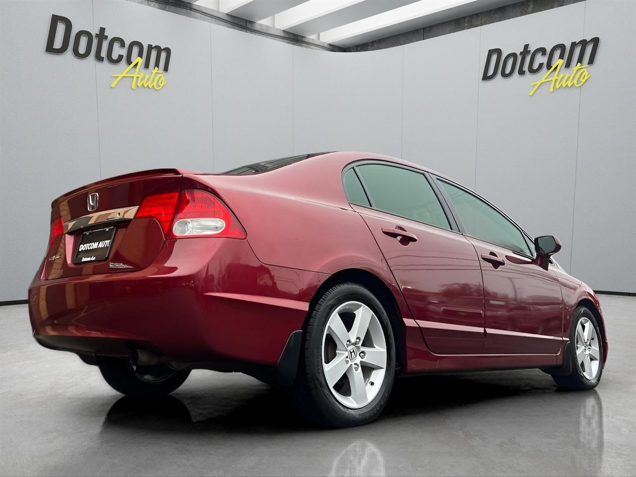 Honda Civic LX-S Sedan 5-Speed AT 2010