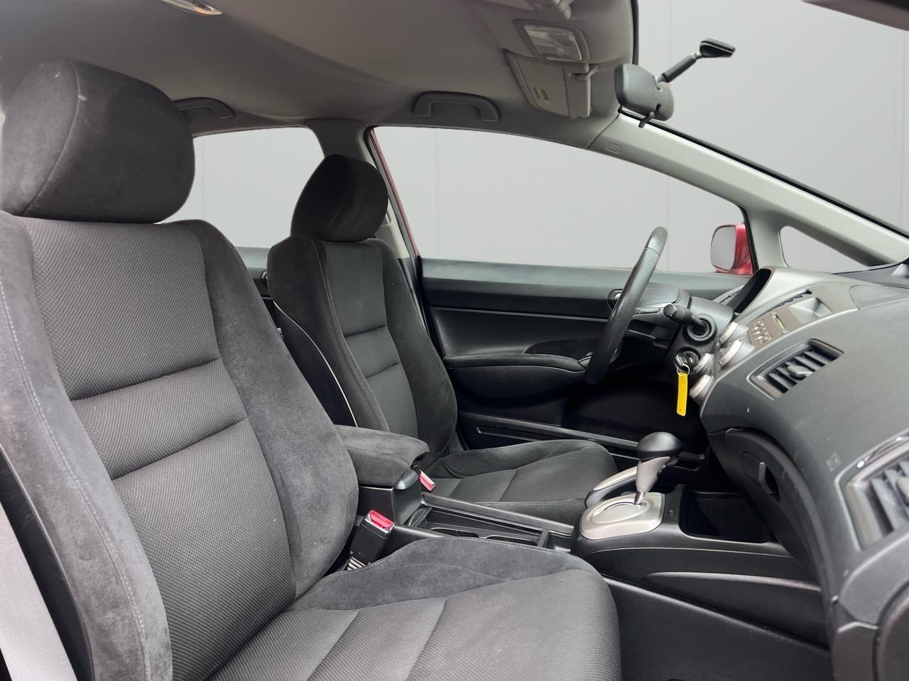 Honda Civic LX-S Sedan 5-Speed AT 2010