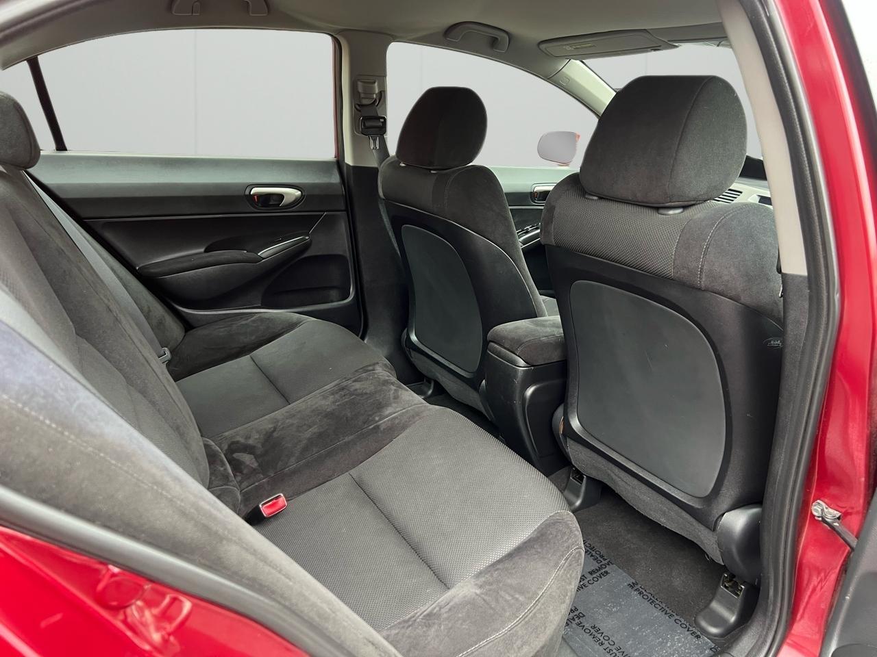 Honda Civic LX-S Sedan 5-Speed AT 2010