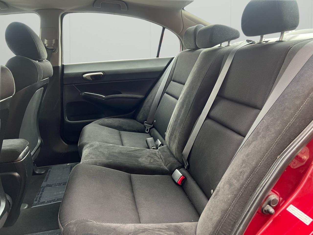 Honda Civic LX-S Sedan 5-Speed AT 2010