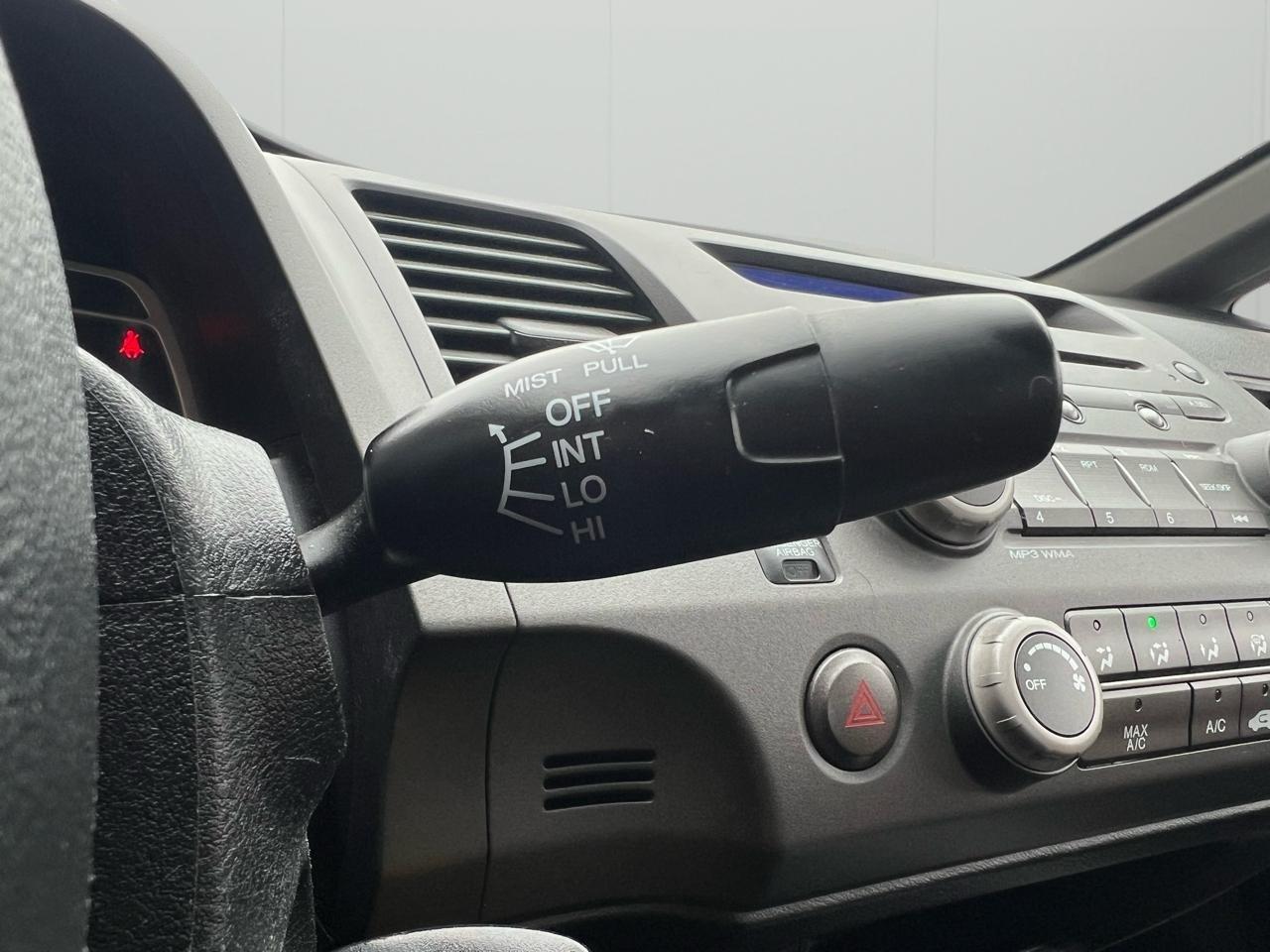 Honda Civic LX-S Sedan 5-Speed AT 2010