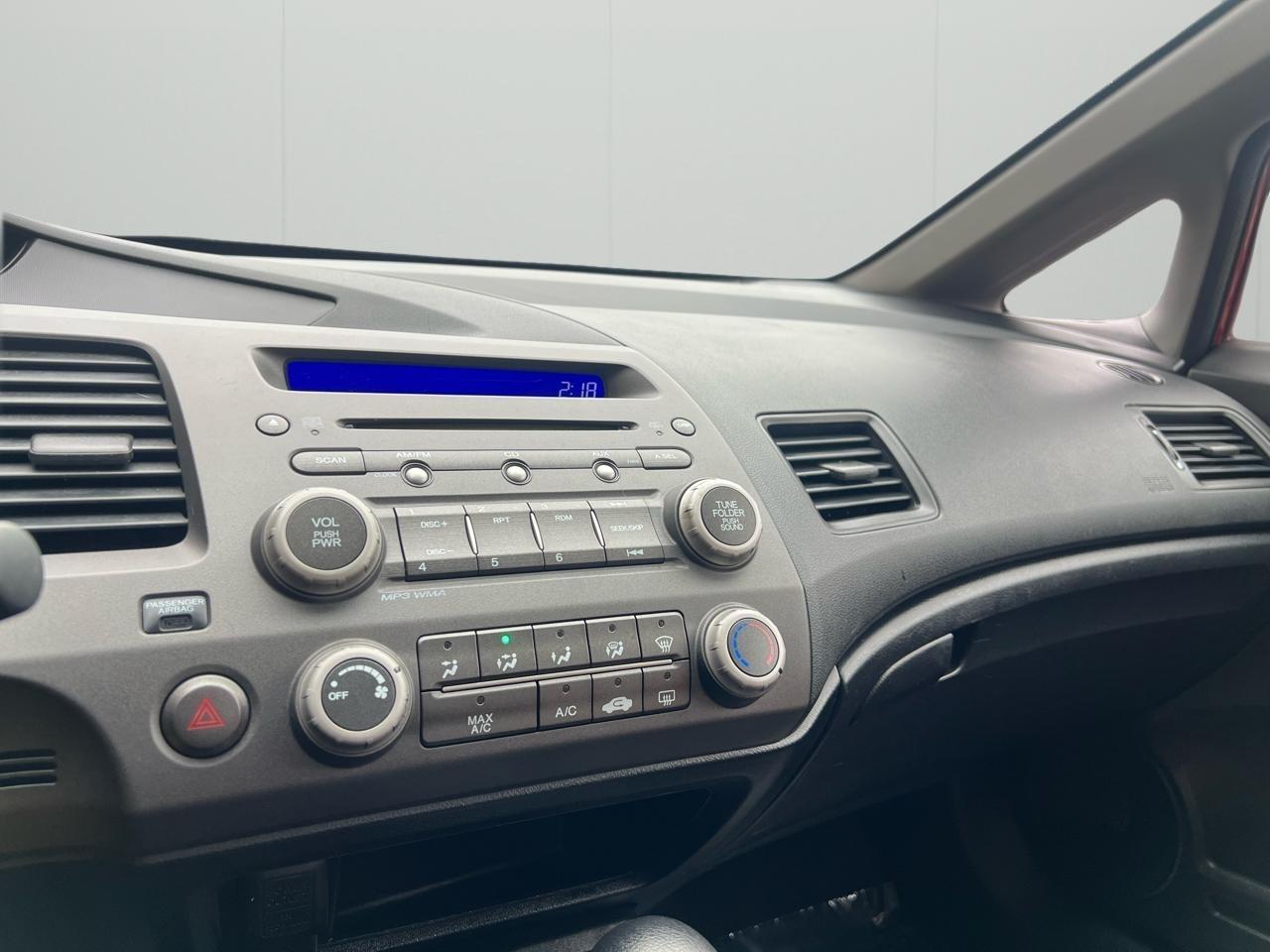 Honda Civic LX-S Sedan 5-Speed AT 2010