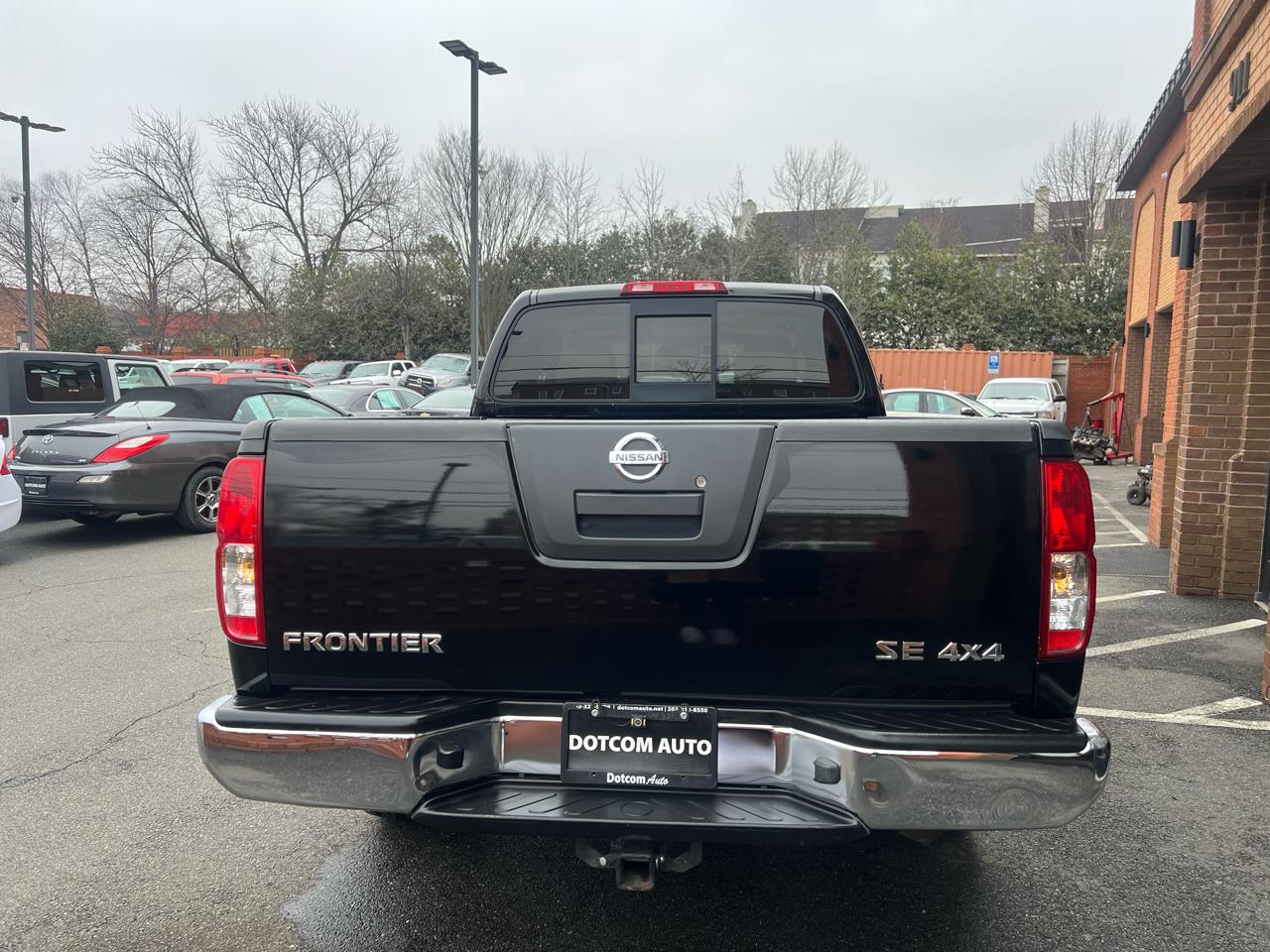 Nissan Frontier LE King Cab 4WD 2008