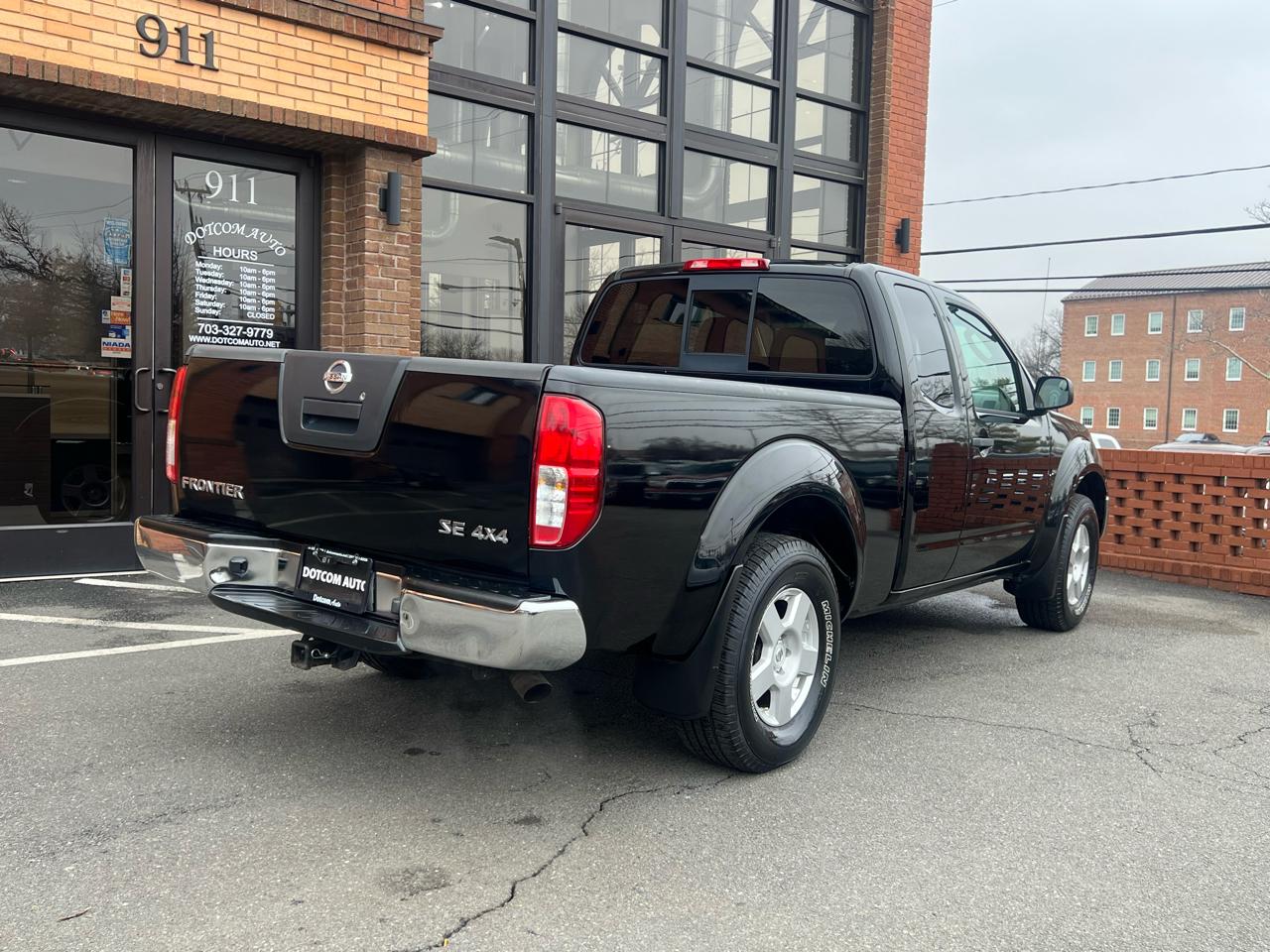 Nissan Frontier LE King Cab 4WD 2008