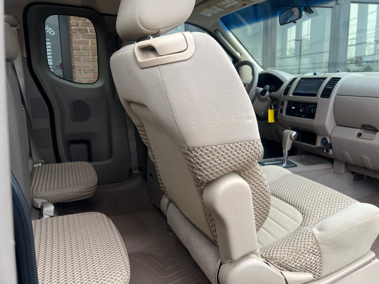 Nissan Frontier LE King Cab 4WD 2008