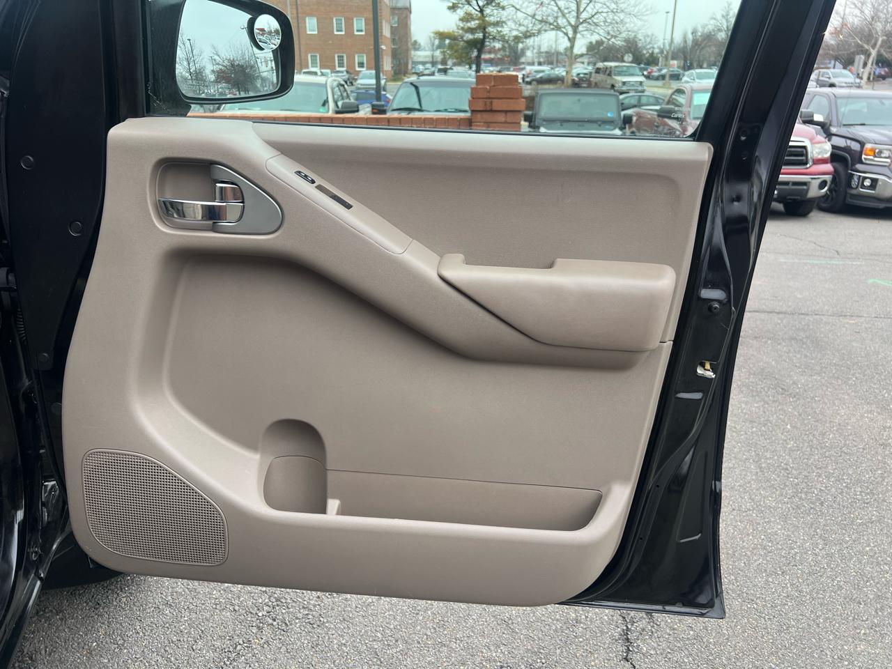 Nissan Frontier LE King Cab 4WD 2008